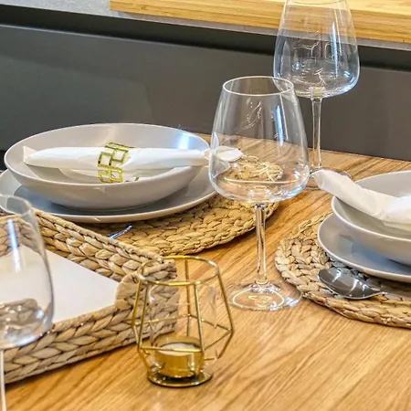 Guinea 506 By Homestaygrancanaria